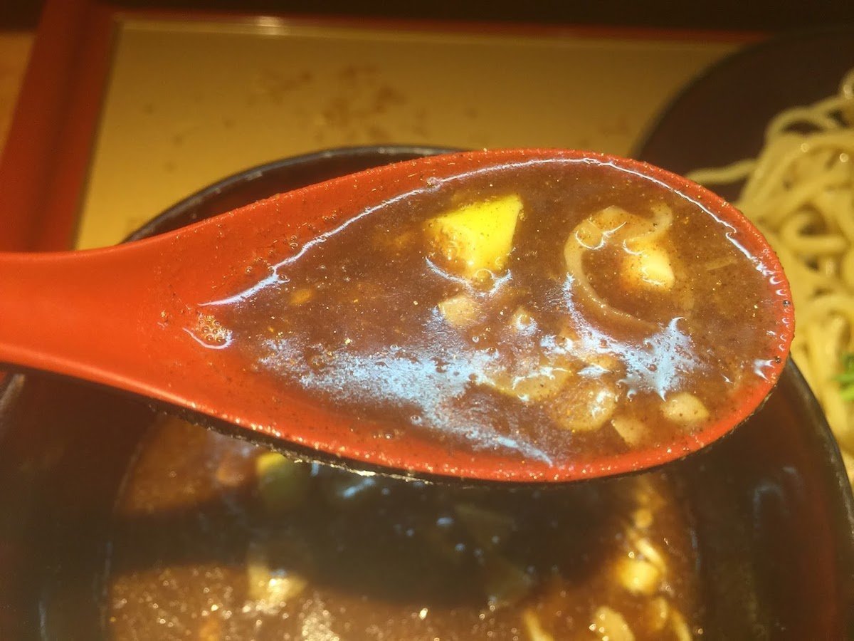 「麺屋 音」の特製濃厚つけ麺 魚介スープ