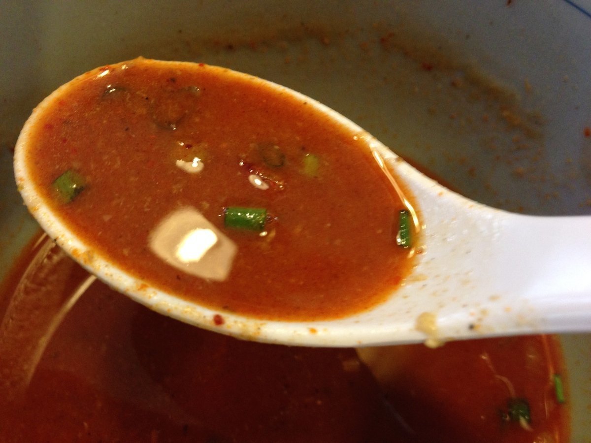 エビ辛しつけそば 辛いスープ