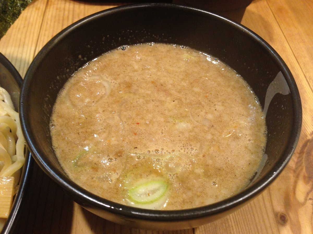 濃厚魚介 のせのせつけ麺 スープ